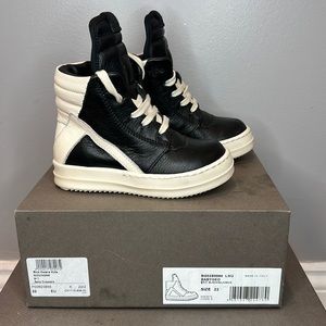 Rick Owens Baby Geo Black/Milk Size 22